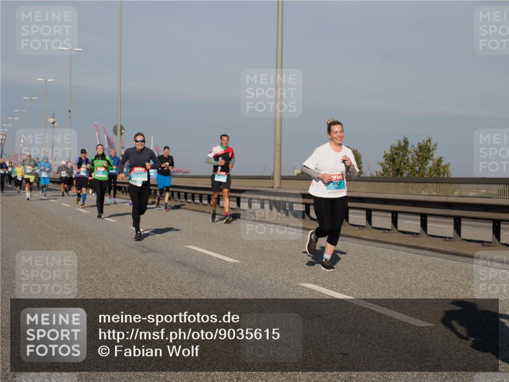 03.10.2025 - Köhlbrandbrückenlauf Fabian Wolf http://msf.ph/oto/9035615 03.10.2025 09:50:14 Position 3 1944 meine-sportfotos.de