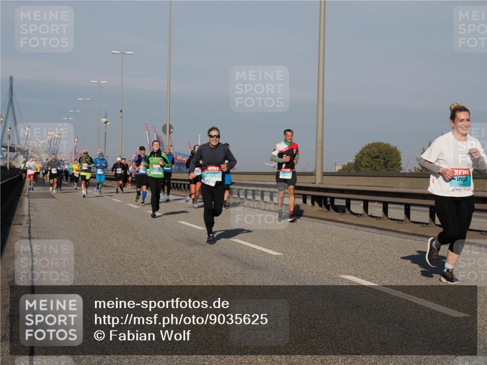 03.10.2025 - Köhlbrandbrückenlauf Fabian Wolf http://msf.ph/oto/9035625 03.10.2025 09:50:14 Position 3 1944 meine-sportfotos.de