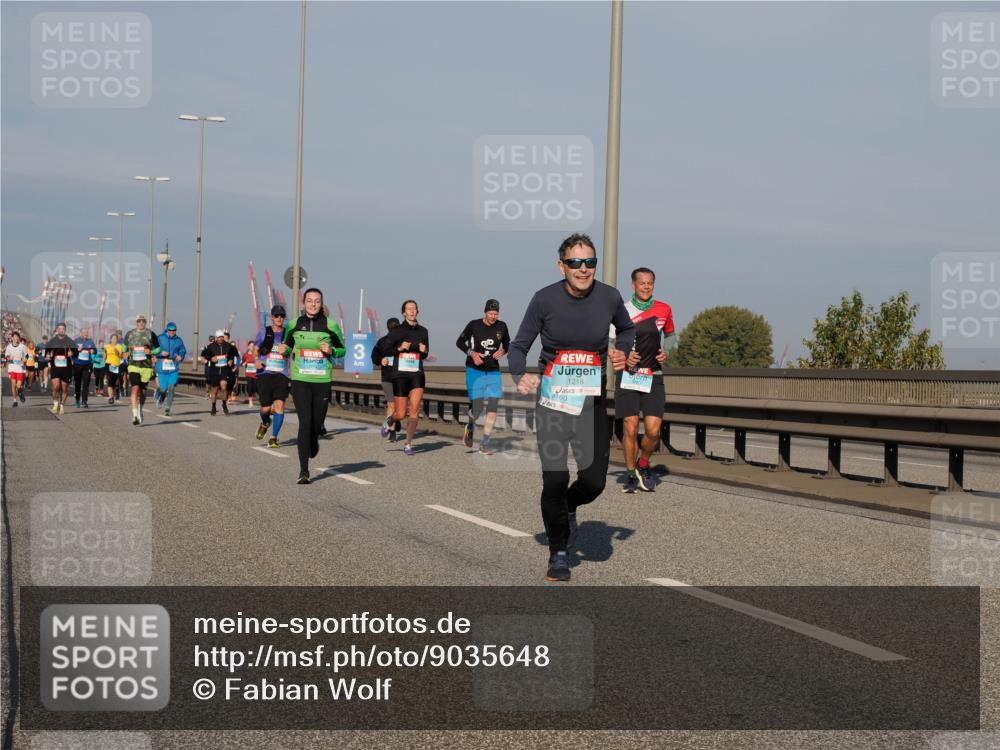 03.10.2025 - Köhlbrandbrückenlauf Fabian Wolf http://msf.ph/oto/9035648 03.10.2025 09:50:16 Position 3 3, 1218, 160 meine-sportfotos.de