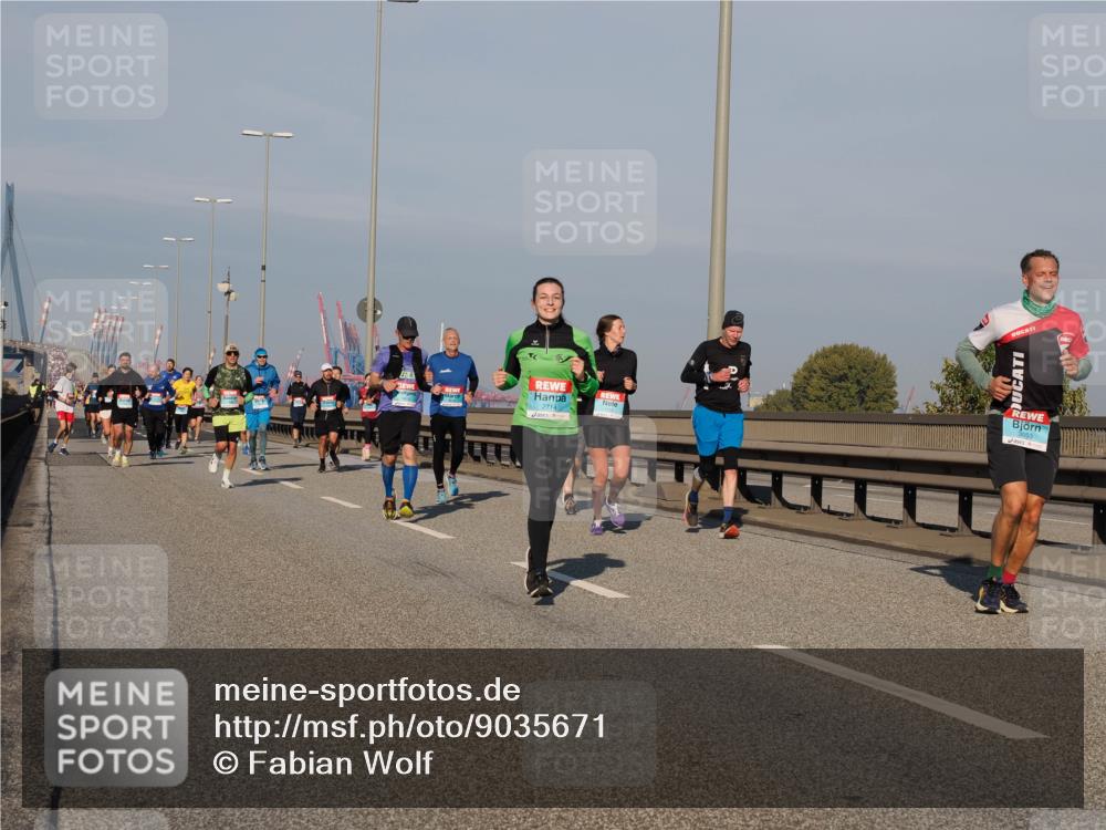 03.10.2025 - Köhlbrandbrückenlauf Fabian Wolf http://msf.ph/oto/9035671 03.10.2025 09:50:18 Position 3  meine-sportfotos.de