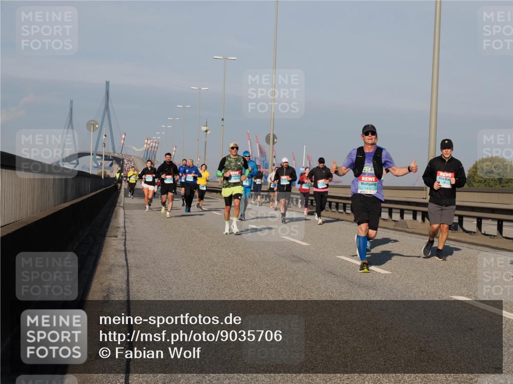 03.10.2025 - Köhlbrandbrückenlauf Fabian Wolf http://msf.ph/oto/9035706 03.10.2025 09:50:20 Position 3 1403 meine-sportfotos.de