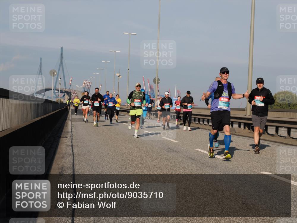 03.10.2025 - Köhlbrandbrückenlauf Fabian Wolf http://msf.ph/oto/9035710 03.10.2025 09:50:20 Position 3 1415 meine-sportfotos.de