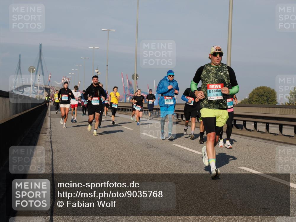 03.10.2025 - Köhlbrandbrückenlauf Fabian Wolf http://msf.ph/oto/9035768 03.10.2025 09:50:24 Position 3 1346 meine-sportfotos.de