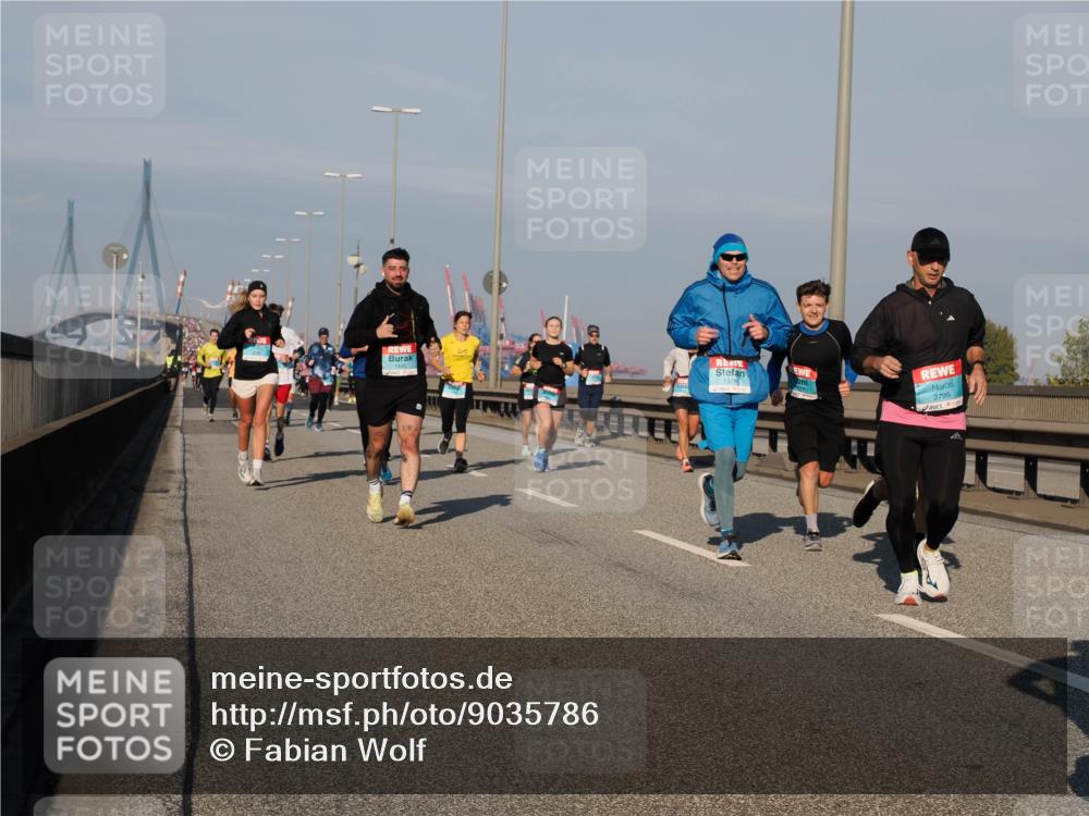 03.10.2025 - Köhlbrandbrückenlauf Fabian Wolf http://msf.ph/oto/9035786 03.10.2025 09:50:25 Position 3 1328, 3799 meine-sportfotos.de