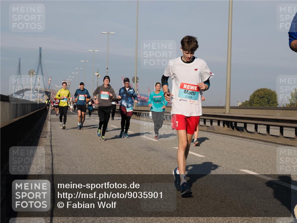 03.10.2025 - Köhlbrandbrückenlauf Fabian Wolf http://msf.ph/oto/9035901 03.10.2025 09:50:33 Position 3 2728 meine-sportfotos.de