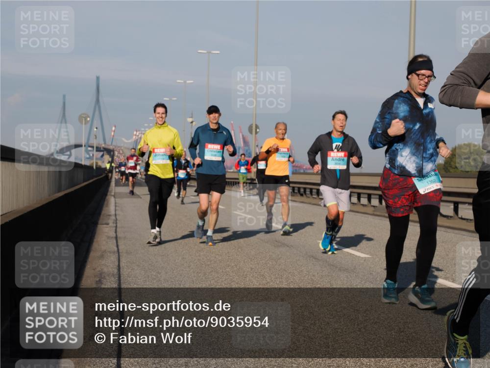 03.10.2025 - Köhlbrandbrückenlauf Fabian Wolf http://msf.ph/oto/9035954 03.10.2025 09:50:37 Position 3 1352 meine-sportfotos.de