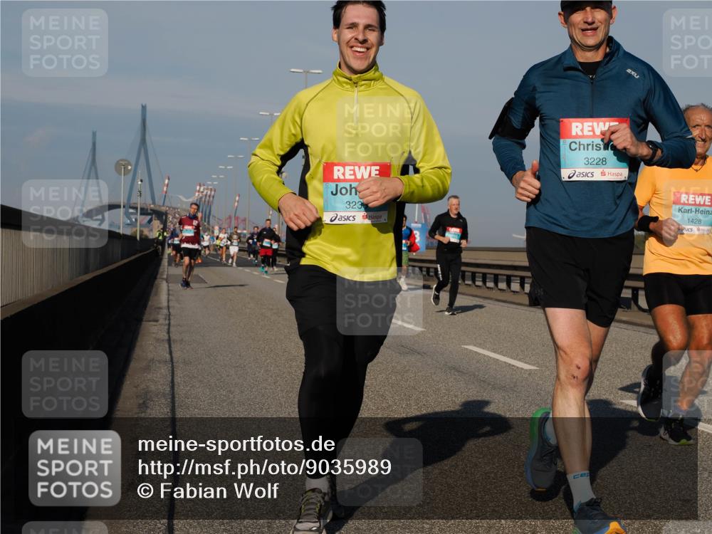 03.10.2025 - Köhlbrandbrückenlauf Fabian Wolf http://msf.ph/oto/9035989 03.10.2025 09:50:40 Position 3 323, 2, 3228, 1428 meine-sportfotos.de
