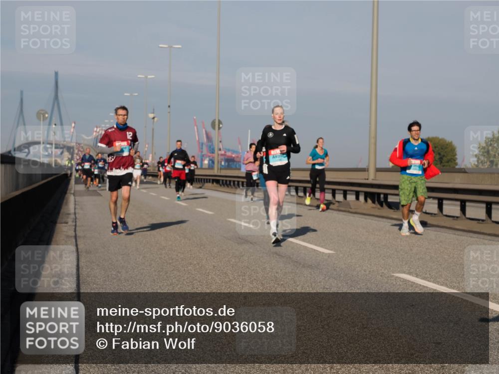 03.10.2025 - Köhlbrandbrückenlauf Fabian Wolf http://msf.ph/oto/9036058 03.10.2025 09:50:45 Position 3 12 meine-sportfotos.de