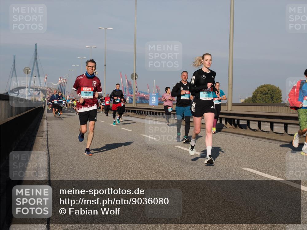 03.10.2025 - Köhlbrandbrückenlauf Fabian Wolf http://msf.ph/oto/9036080 03.10.2025 09:50:46 Position 3 2743, 12, 2698 meine-sportfotos.de