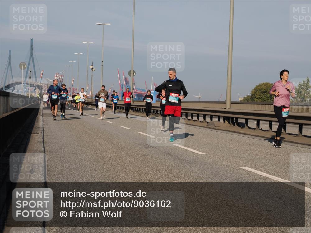 03.10.2025 - Köhlbrandbrückenlauf Fabian Wolf http://msf.ph/oto/9036162 03.10.2025 09:50:51 Position 3  meine-sportfotos.de