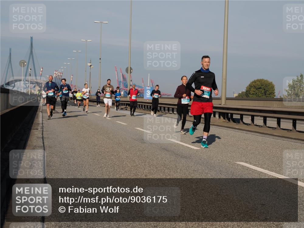 03.10.2025 - Köhlbrandbrückenlauf Fabian Wolf http://msf.ph/oto/9036175 03.10.2025 09:50:52 Position 3  meine-sportfotos.de