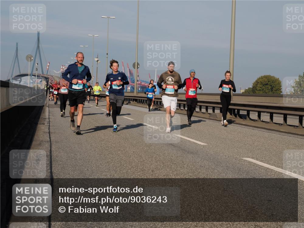 03.10.2025 - Köhlbrandbrückenlauf Fabian Wolf http://msf.ph/oto/9036243 03.10.2025 09:50:56 Position 3 3835 meine-sportfotos.de
