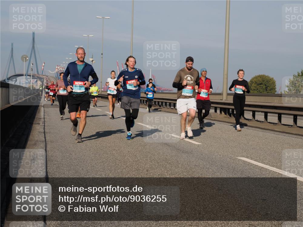 03.10.2025 - Köhlbrandbrückenlauf Fabian Wolf http://msf.ph/oto/9036255 03.10.2025 09:50:57 Position 3 1582, 1208, 3835 meine-sportfotos.de