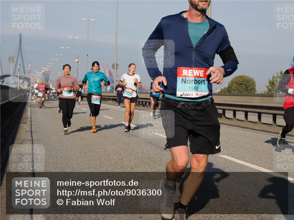 03.10.2025 - Köhlbrandbrückenlauf Fabian Wolf http://msf.ph/oto/9036300 03.10.2025 09:51:00 Position 3 1582 meine-sportfotos.de