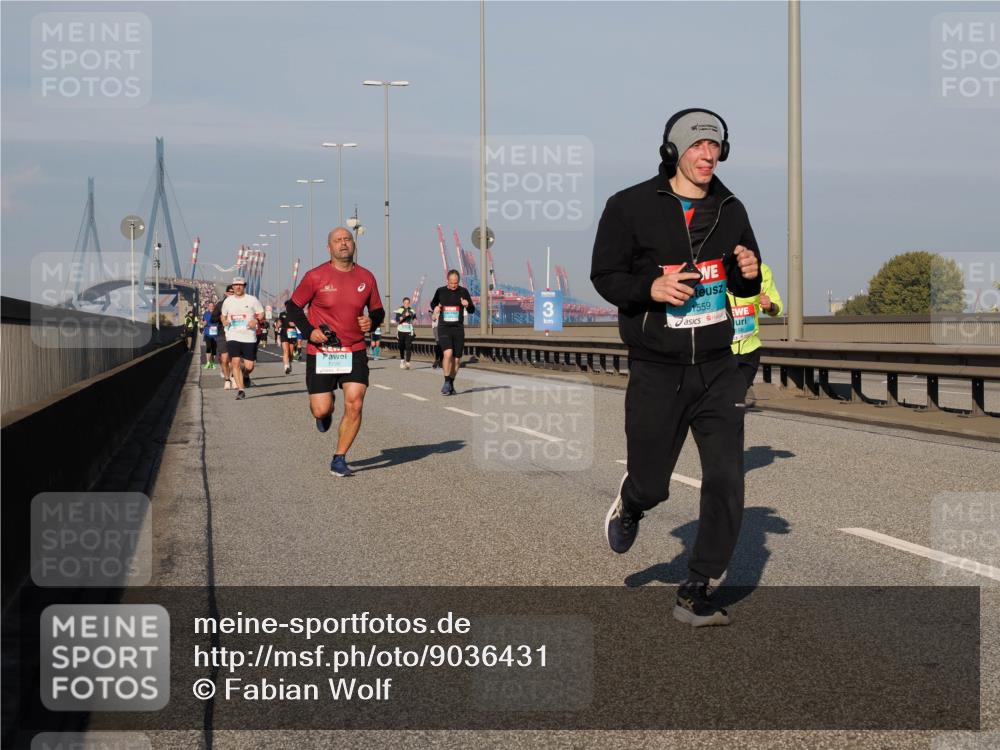 03.10.2025 - Köhlbrandbrückenlauf Fabian Wolf http://msf.ph/oto/9036431 03.10.2025 09:51:07 Position 3 1299, 1559 meine-sportfotos.de