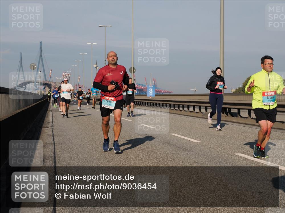 03.10.2025 - Köhlbrandbrückenlauf Fabian Wolf http://msf.ph/oto/9036454 03.10.2025 09:51:08 Position 3 1299, 3, 3198 meine-sportfotos.de