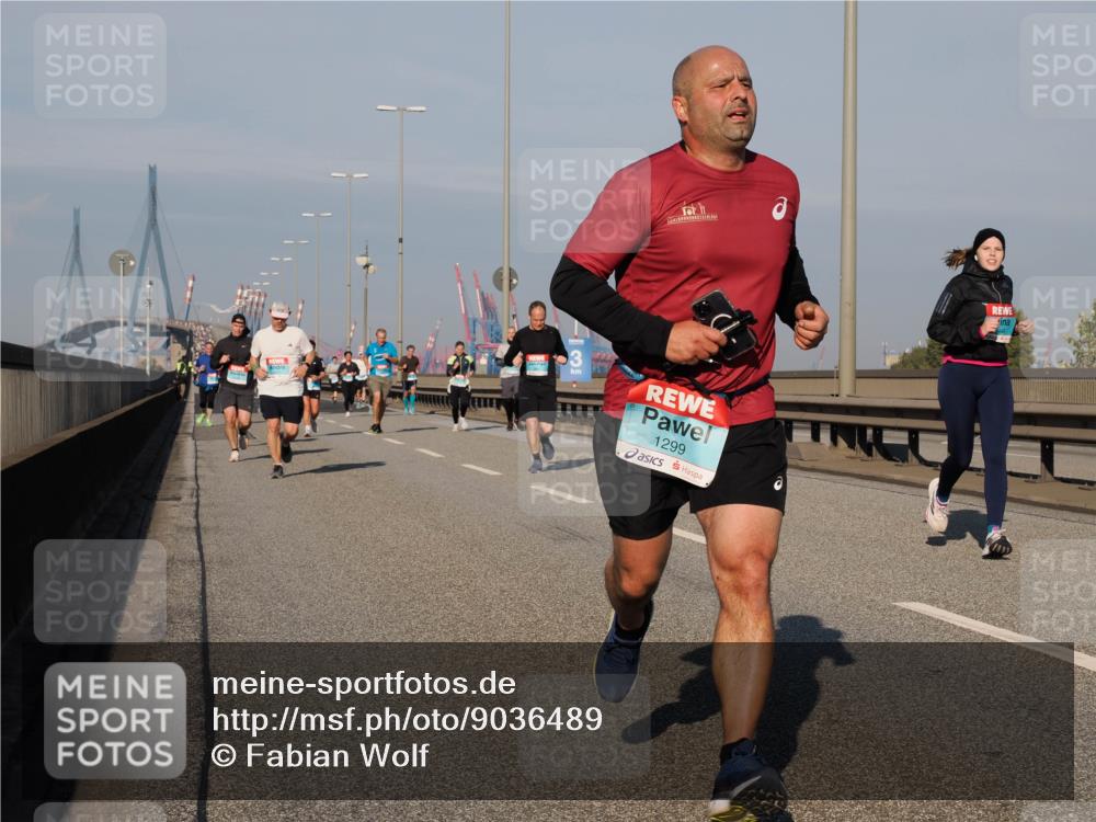 03.10.2025 - Köhlbrandbrückenlauf Fabian Wolf http://msf.ph/oto/9036489 03.10.2025 09:51:10 Position 3 1299 meine-sportfotos.de