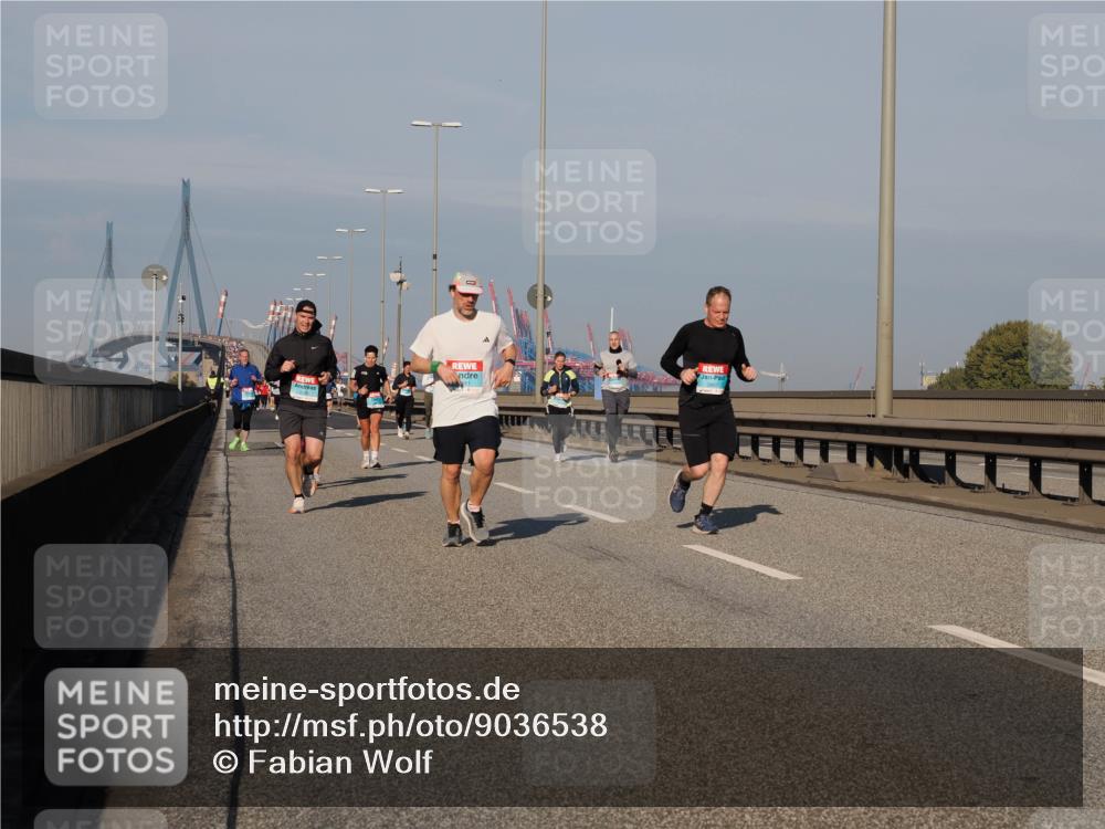 03.10.2025 - Köhlbrandbrückenlauf Fabian Wolf http://msf.ph/oto/9036538 03.10.2025 09:51:12 Position 3  meine-sportfotos.de