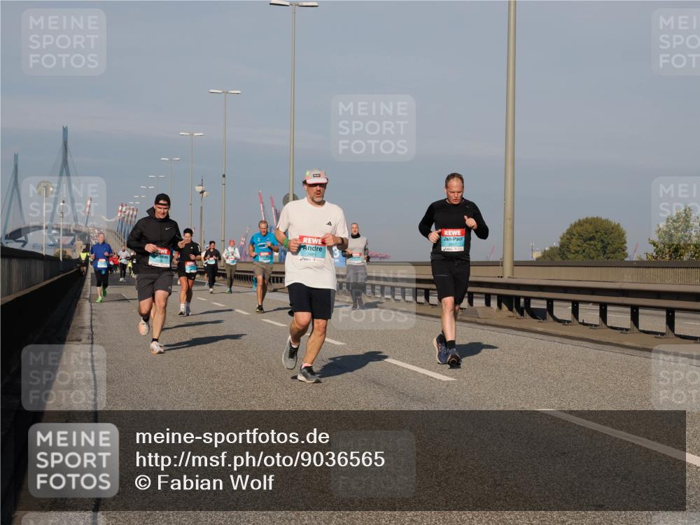 03.10.2025 - Köhlbrandbrückenlauf Fabian Wolf http://msf.ph/oto/9036565 03.10.2025 09:51:13 Position 3 3481, 2807 meine-sportfotos.de