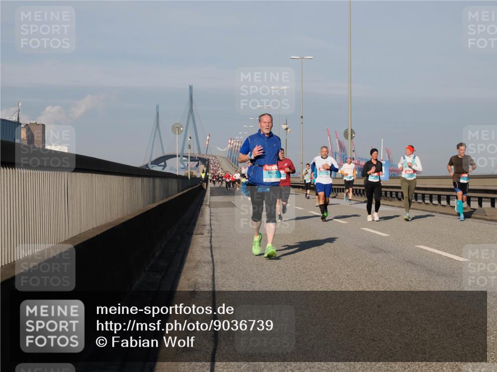 03.10.2025 - Köhlbrandbrückenlauf Fabian Wolf http://msf.ph/oto/9036739 03.10.2025 09:51:22 Position 3  meine-sportfotos.de
