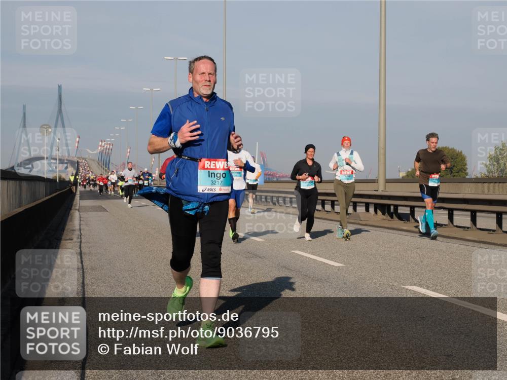 03.10.2025 - Köhlbrandbrückenlauf Fabian Wolf http://msf.ph/oto/9036795 03.10.2025 09:51:24 Position 3 3217, 716 meine-sportfotos.de