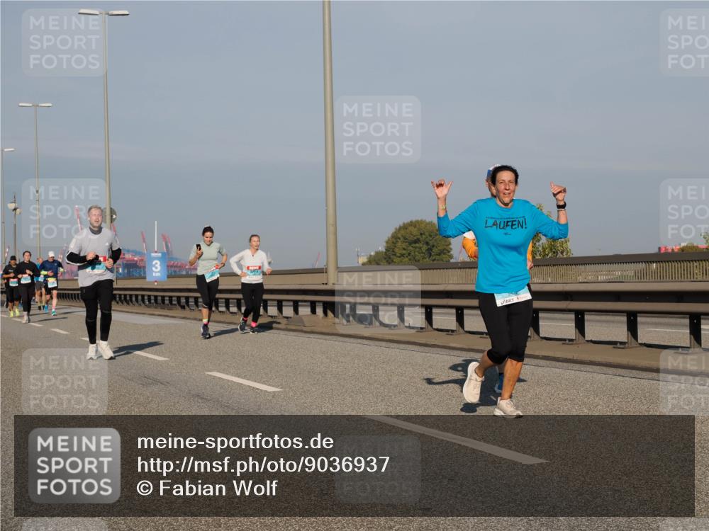 03.10.2025 - Köhlbrandbrückenlauf Fabian Wolf http://msf.ph/oto/9036937 03.10.2025 09:51:32 Position 3  meine-sportfotos.de