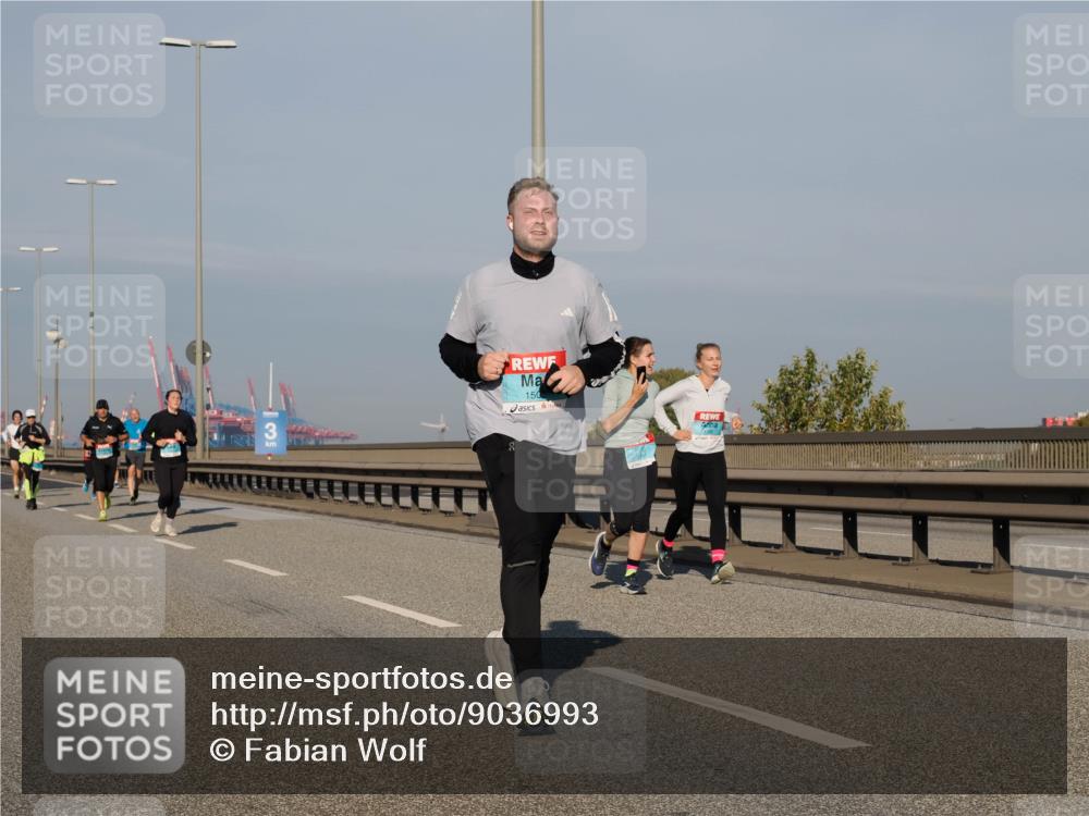 03.10.2025 - Köhlbrandbrückenlauf Fabian Wolf http://msf.ph/oto/9036993 03.10.2025 09:51:35 Position 3 3, 150 meine-sportfotos.de