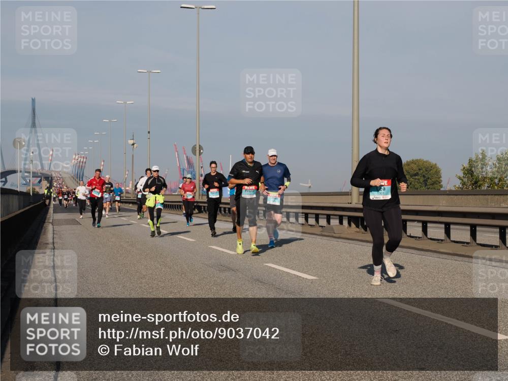 03.10.2025 - Köhlbrandbrückenlauf Fabian Wolf http://msf.ph/oto/9037042 03.10.2025 09:51:41 Position 3 1301 meine-sportfotos.de