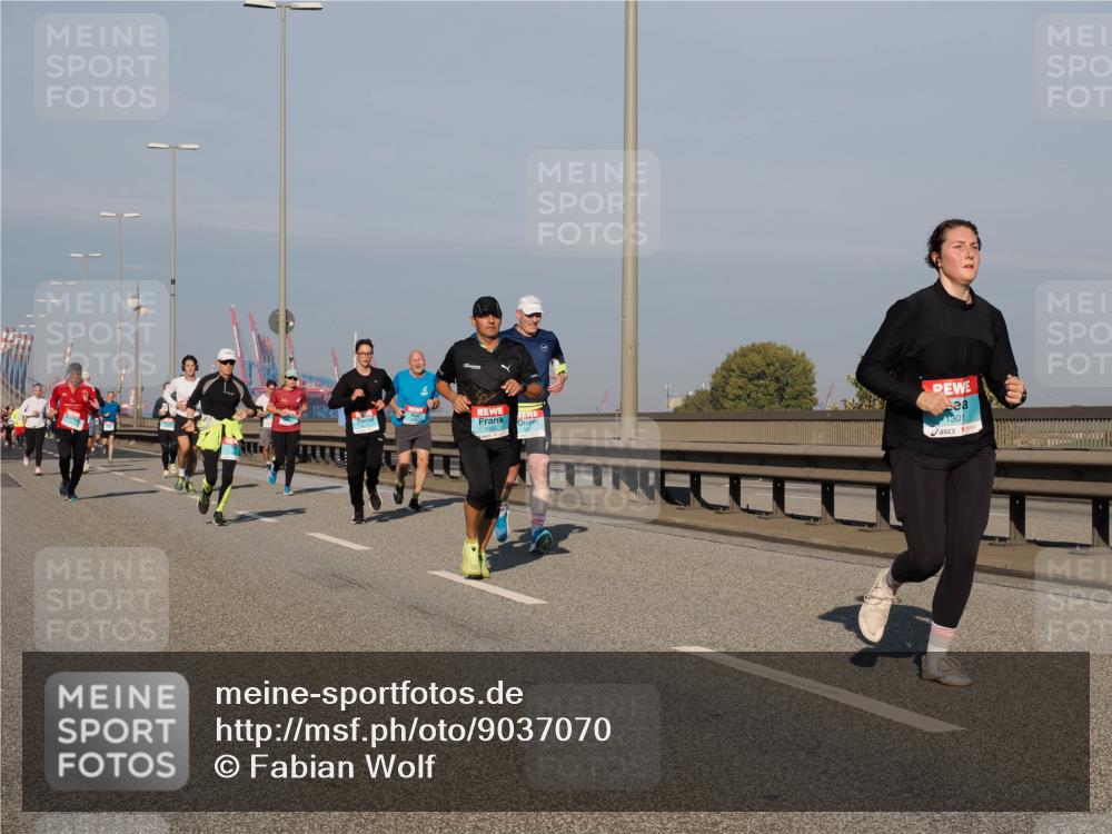 03.10.2025 - Köhlbrandbrückenlauf Fabian Wolf http://msf.ph/oto/9037070 03.10.2025 09:51:42 Position 3 1333, 1301 meine-sportfotos.de