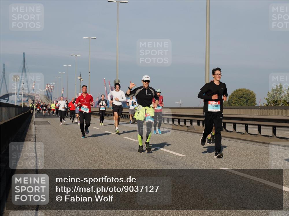 03.10.2025 - Köhlbrandbrückenlauf Fabian Wolf http://msf.ph/oto/9037127 03.10.2025 09:51:45 Position 3 3411 meine-sportfotos.de
