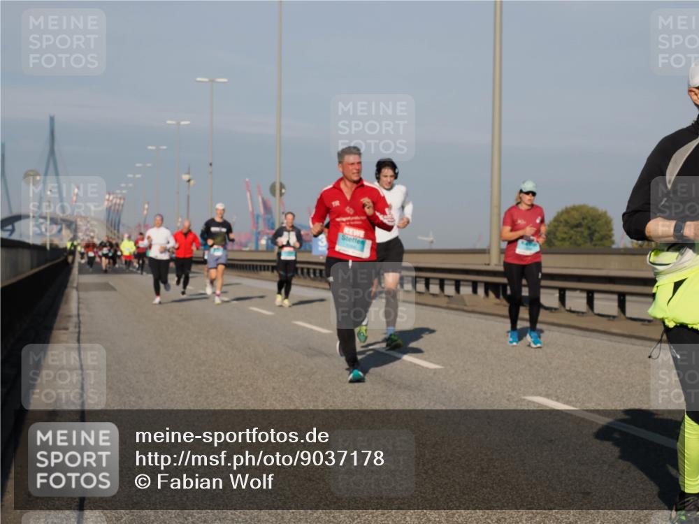 03.10.2025 - Köhlbrandbrückenlauf Fabian Wolf http://msf.ph/oto/9037178 03.10.2025 09:51:48 Position 3  meine-sportfotos.de