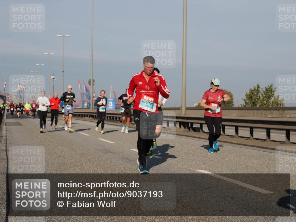 03.10.2025 - Köhlbrandbrückenlauf Fabian Wolf http://msf.ph/oto/9037193 03.10.2025 09:51:48 Position 3 3, 1066 meine-sportfotos.de