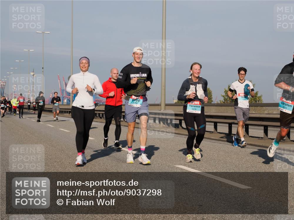 03.10.2025 - Köhlbrandbrückenlauf Fabian Wolf http://msf.ph/oto/9037298 03.10.2025 09:51:54 Position 3 1486, 3278, 3016 meine-sportfotos.de