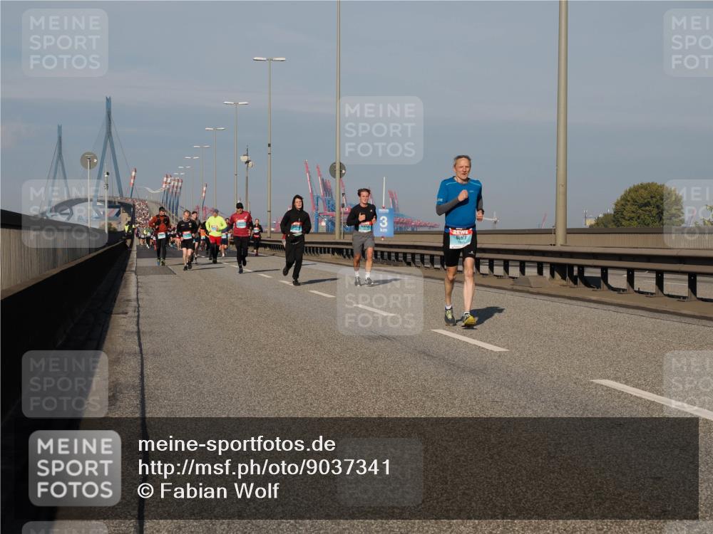03.10.2025 - Köhlbrandbrückenlauf Fabian Wolf http://msf.ph/oto/9037341 03.10.2025 09:51:57 Position 3 3 meine-sportfotos.de