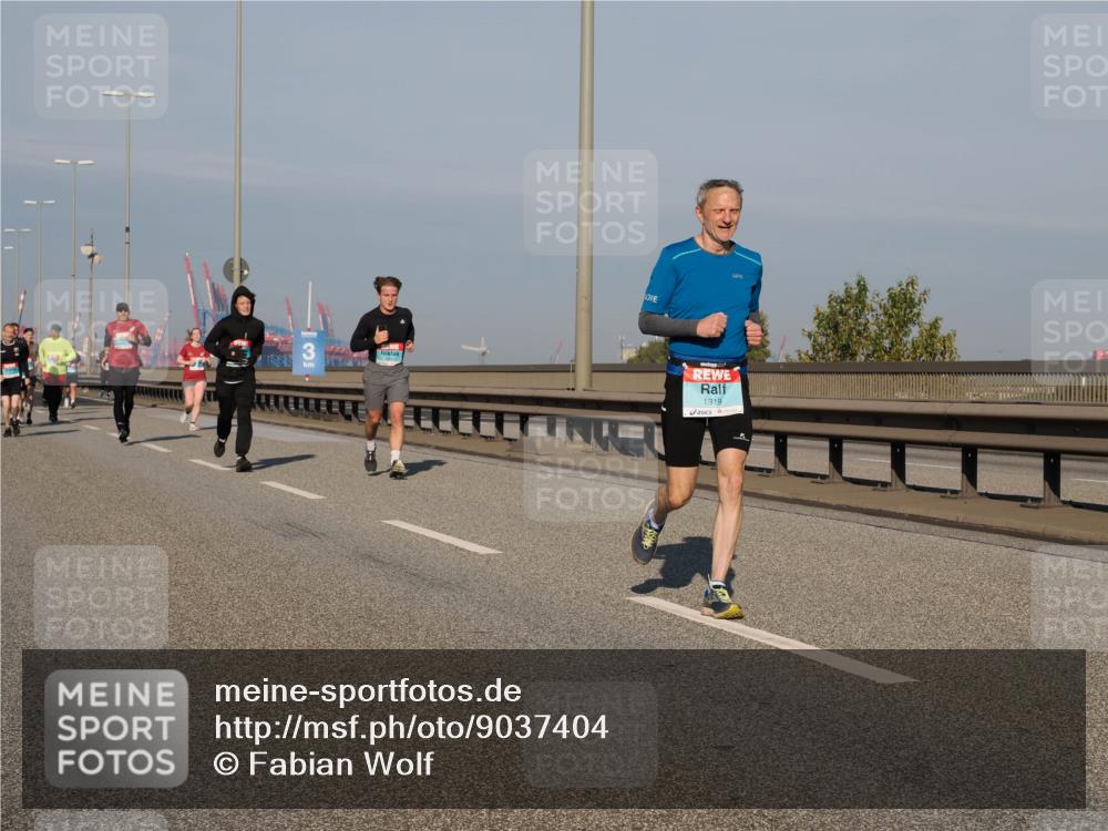 03.10.2025 - Köhlbrandbrückenlauf Fabian Wolf http://msf.ph/oto/9037404 03.10.2025 09:51:59 Position 3 1319 meine-sportfotos.de