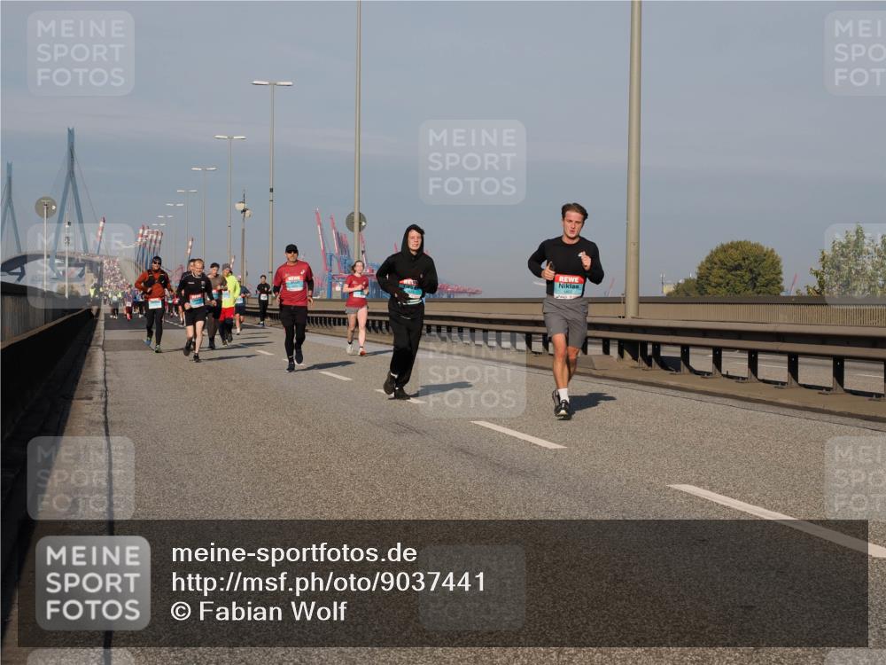 03.10.2025 - Köhlbrandbrückenlauf Fabian Wolf http://msf.ph/oto/9037441 03.10.2025 09:52:01 Position 3  meine-sportfotos.de