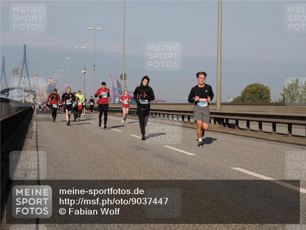 03.10.2025 - Köhlbrandbrückenlauf Fabian Wolf http://msf.ph/oto/9037447 03.10.2025 09:52:01 Position 3  meine-sportfotos.de