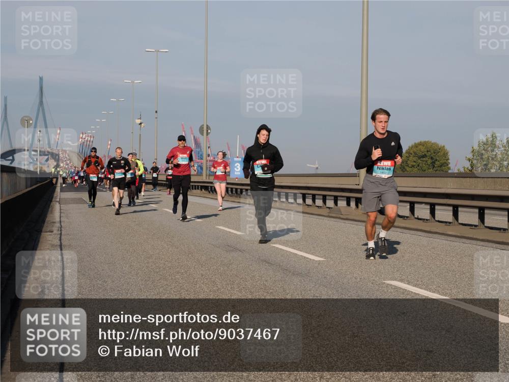 03.10.2025 - Köhlbrandbrückenlauf Fabian Wolf http://msf.ph/oto/9037467 03.10.2025 09:52:02 Position 3 1402 meine-sportfotos.de