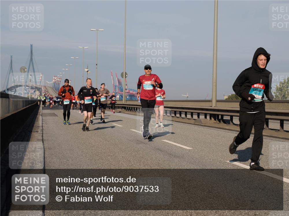 03.10.2025 - Köhlbrandbrückenlauf Fabian Wolf http://msf.ph/oto/9037533 03.10.2025 09:52:04 Position 3 1, 1673 meine-sportfotos.de