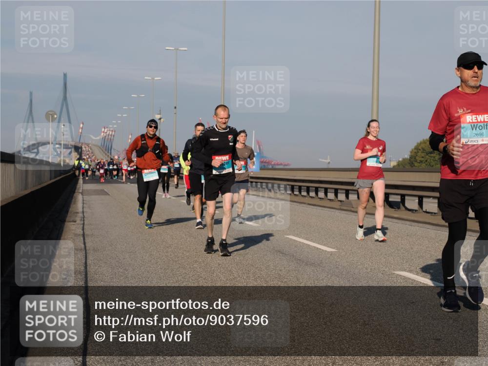 03.10.2025 - Köhlbrandbrückenlauf Fabian Wolf http://msf.ph/oto/9037596 03.10.2025 09:52:07 Position 3 2696 meine-sportfotos.de