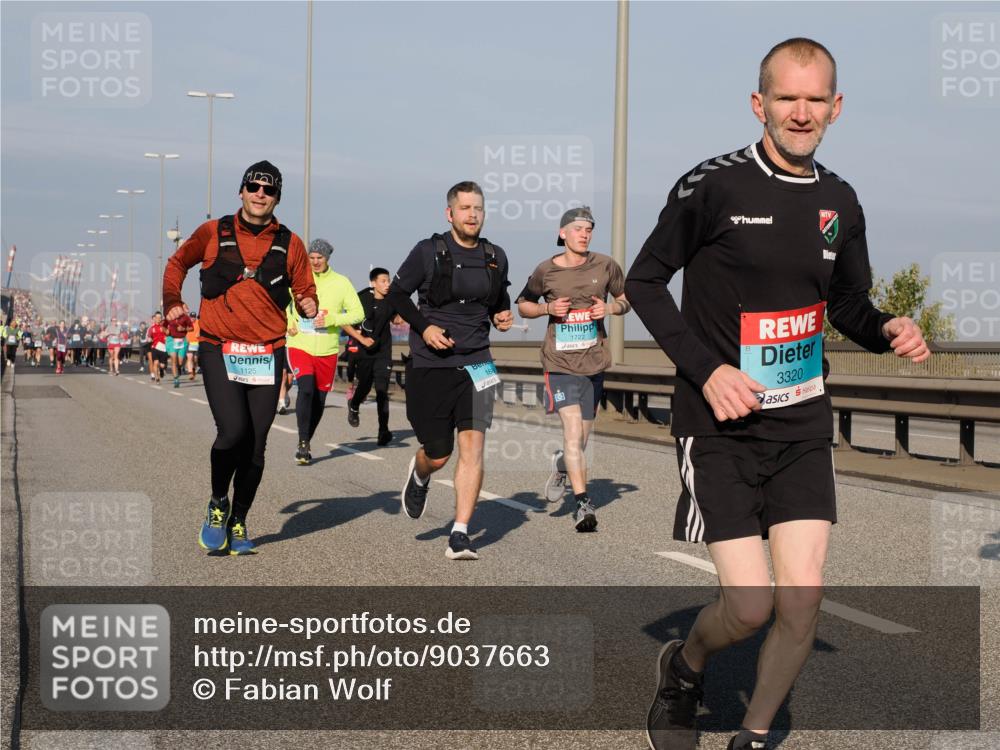 03.10.2025 - Köhlbrandbrückenlauf Fabian Wolf http://msf.ph/oto/9037663 03.10.2025 09:52:09 Position 3 1125, 168, 1722, 3320 meine-sportfotos.de