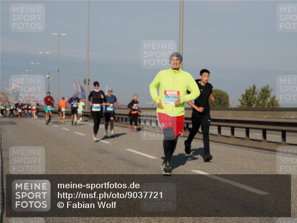 03.10.2025 - Köhlbrandbrückenlauf Fabian Wolf http://msf.ph/oto/9037721 03.10.2025 09:52:12 Position 3  meine-sportfotos.de