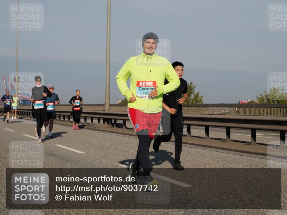 03.10.2025 - Köhlbrandbrückenlauf Fabian Wolf http://msf.ph/oto/9037742 03.10.2025 09:52:13 Position 3 14519 meine-sportfotos.de