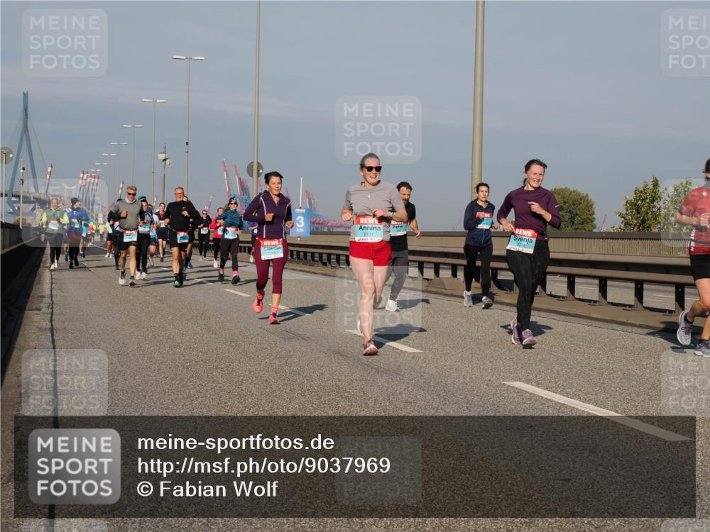 03.10.2025 - Köhlbrandbrückenlauf Fabian Wolf http://msf.ph/oto/9037969 03.10.2025 09:52:27 Position 3 3, 2731 meine-sportfotos.de