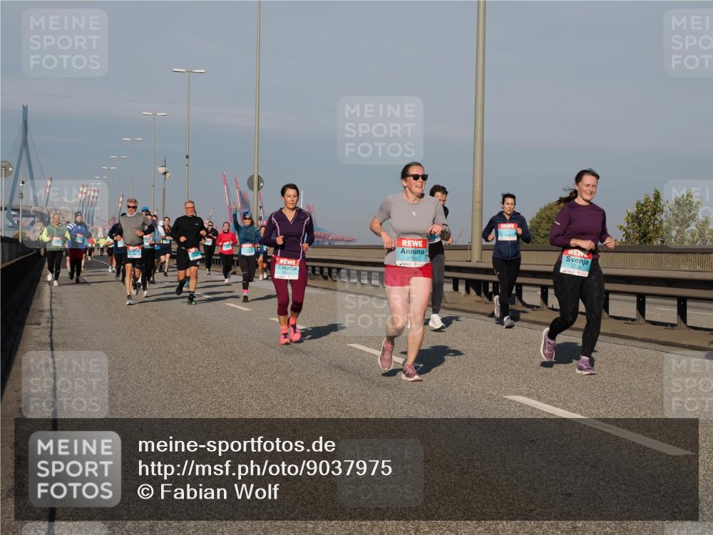 03.10.2025 - Köhlbrandbrückenlauf Fabian Wolf http://msf.ph/oto/9037975 03.10.2025 09:52:28 Position 3 2731, 2734 meine-sportfotos.de