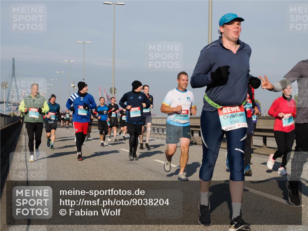03.10.2025 - Köhlbrandbrückenlauf Fabian Wolf http://msf.ph/oto/9038204 03.10.2025 09:52:38 Position 3 3121, 3119, 3071, 1364 meine-sportfotos.de