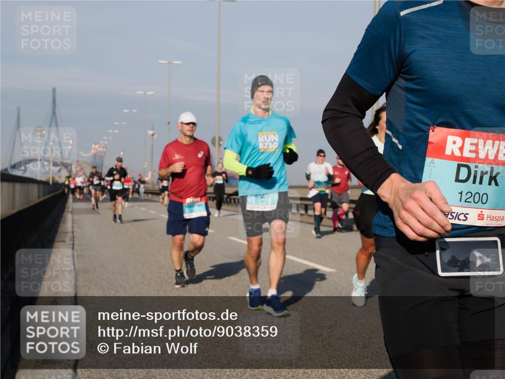 03.10.2025 - Köhlbrandbrückenlauf Fabian Wolf http://msf.ph/oto/9038359 03.10.2025 09:52:44 Position 3 1200 meine-sportfotos.de