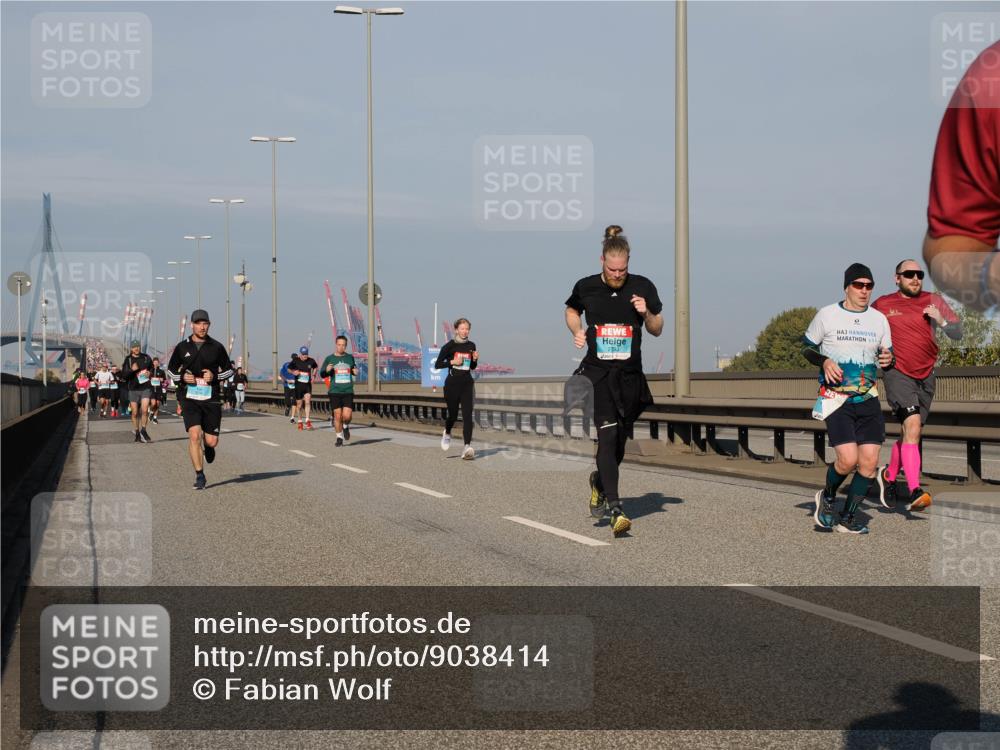 03.10.2025 - Köhlbrandbrückenlauf Fabian Wolf http://msf.ph/oto/9038414 03.10.2025 09:52:47 Position 3 2193 meine-sportfotos.de