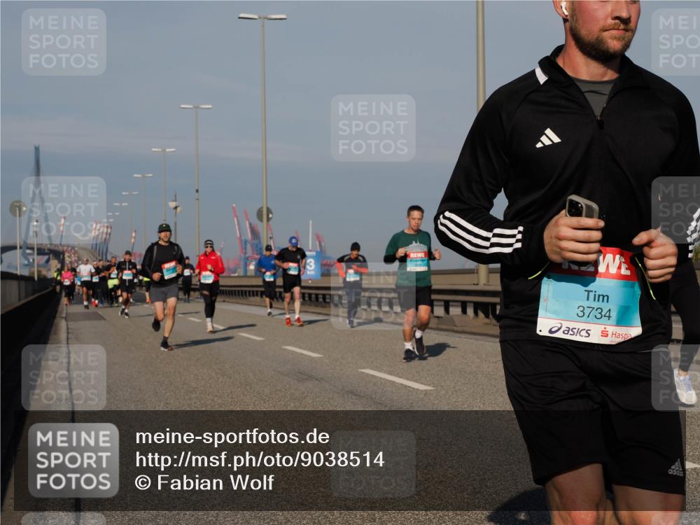 03.10.2025 - Köhlbrandbrückenlauf Fabian Wolf http://msf.ph/oto/9038514 03.10.2025 09:52:52 Position 3 3734 meine-sportfotos.de