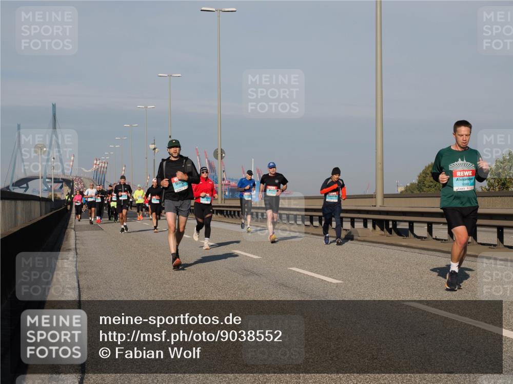 03.10.2025 - Köhlbrandbrückenlauf Fabian Wolf http://msf.ph/oto/9038552 03.10.2025 09:52:54 Position 3 1699 meine-sportfotos.de
